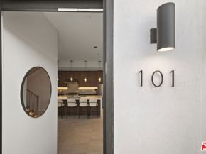 212 Bay Street 101, Santa Monica CA 90405