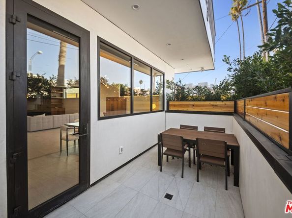 212 Bay Street 101, Santa Monica CA 90405