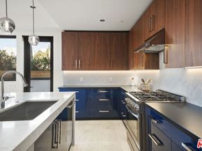 212 Bay Street 101, Santa Monica CA 90405