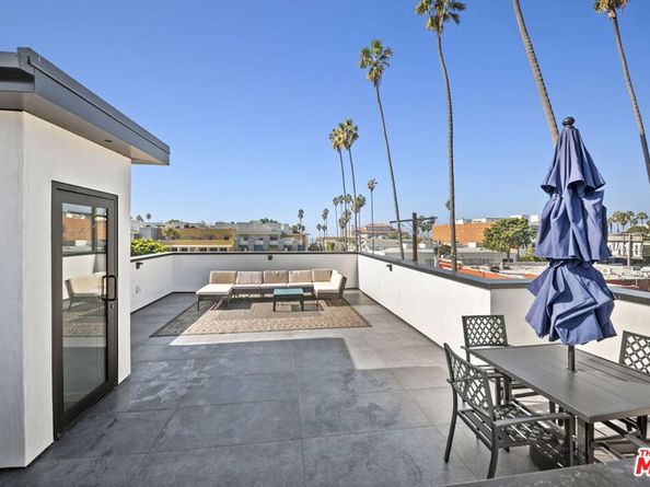 212 Bay Street 101, Santa Monica CA 90405