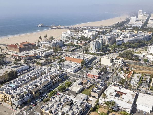 212 Bay Street 101, Santa Monica CA 90405