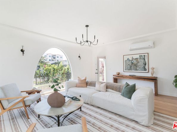 1570 S Hayworth Avenue, Los Angeles CA 90035