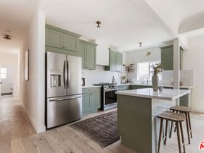 1570 S Hayworth Avenue, Los Angeles CA 90035