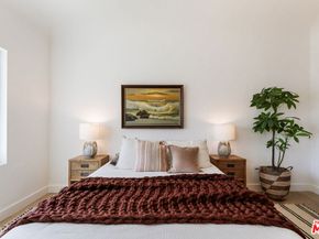 1570 S Hayworth Avenue, Los Angeles CA 90035