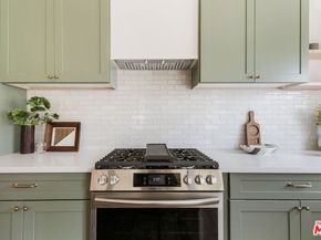 1570 S Hayworth Avenue, Los Angeles CA 90035