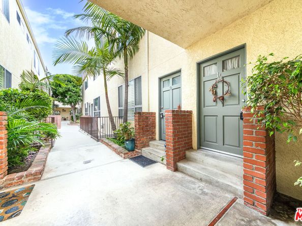 933 17th Street 14, Santa Monica CA 90403