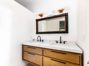 933 17th Street 14, Santa Monica CA 90403