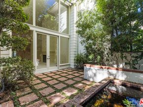 12386 Ridge Circle, Los Angeles CA 90049