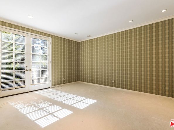 12386 Ridge Circle, Los Angeles CA 90049