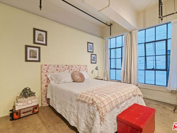 746 S Los Angeles Street 403, Los Angeles CA 90014