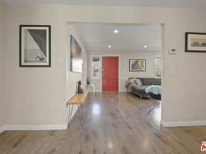 1656 S Rimpau Boulevard, Los Angeles CA 90019