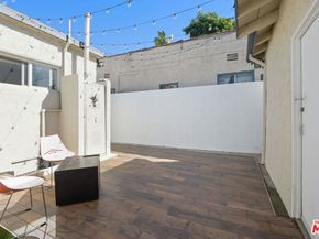 1656 S Rimpau Boulevard, Los Angeles CA 90019