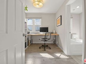 1656 S Rimpau Boulevard, Los Angeles CA 90019