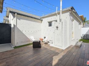 1656 S Rimpau Boulevard, Los Angeles CA 90019