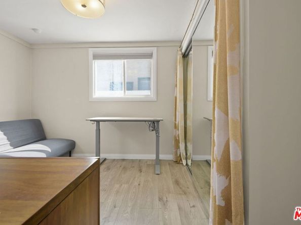 1656 S Rimpau Boulevard, Los Angeles CA 90019