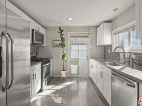 1656 S Rimpau Boulevard, Los Angeles CA 90019