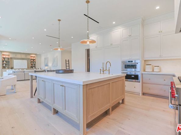 1072 Amalfi Drive, Pacific Palisades CA 90272