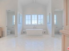 1072 Amalfi Drive, Pacific Palisades CA 90272