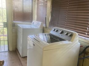 815 W 50th Street, Los Angeles CA 90037