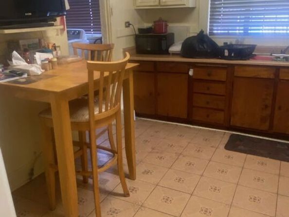 815 W 50th Street, Los Angeles CA 90037