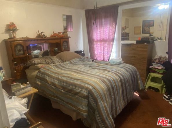 815 W 50th Street, Los Angeles CA 90037