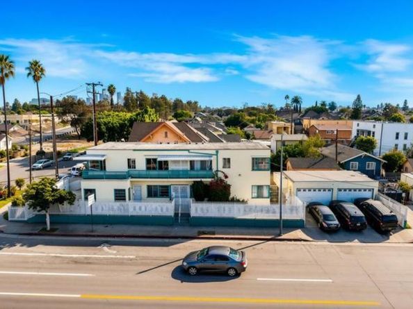 2200 S Normandie Avenue, Los Angeles CA 90007