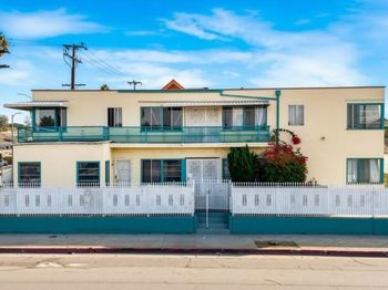 2200 S Normandie Avenue