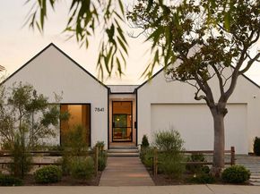 7841 Stewart Avenue, Los Angeles CA 90045