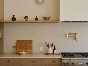 7841 Stewart Avenue, Los Angeles CA 90045