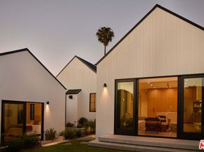 7841 Stewart Avenue, Los Angeles CA 90045