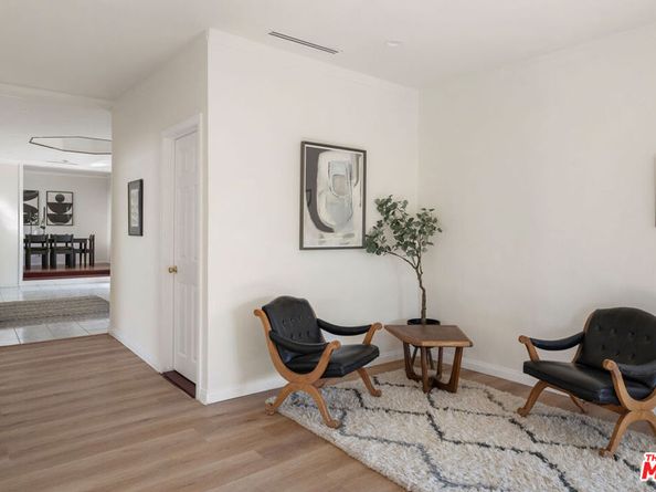 1222 N Virgil Avenue, Los Angeles CA 90029