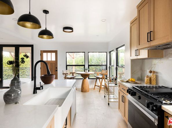 3744 Vineland Avenue, Studio City CA 91604