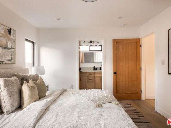 3744 Vineland Avenue, Studio City CA 91604