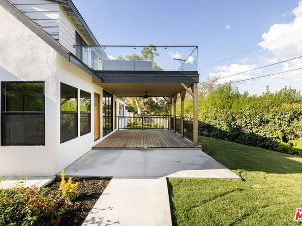 3744 Vineland Avenue, Studio City CA 91604