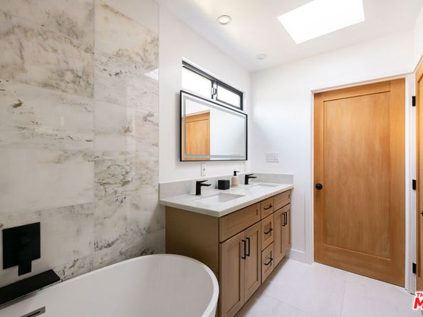 3744 Vineland Avenue, Studio City CA 91604