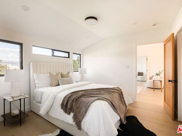 3744 Vineland Avenue, Studio City CA 91604