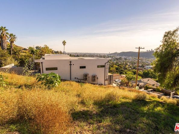 3634 Roseview Avenue, Los Angeles CA 90065