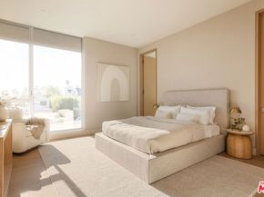 634 Moreno Avenue, Los Angeles CA 90049