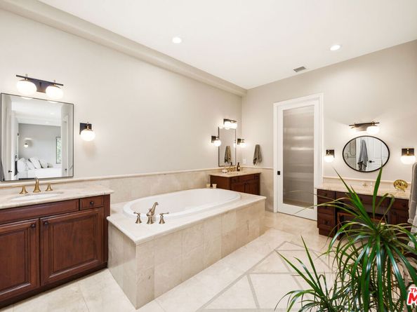 28935 W Beach Lane, Malibu CA 90265