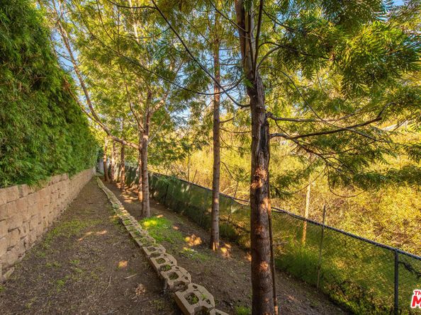 28935 W Beach Lane, Malibu CA 90265