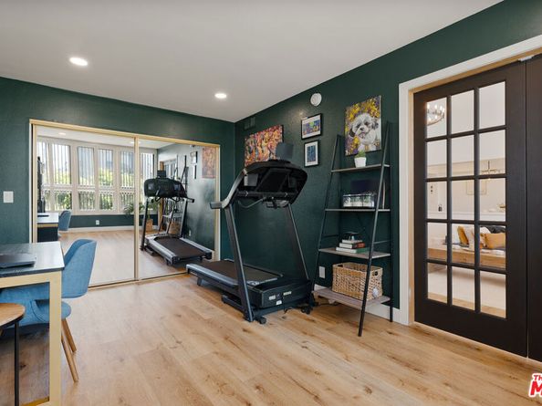 14521 Benefit Street 307, Sherman Oaks CA 91403