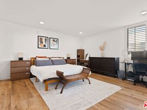 14521 Benefit Street 307, Sherman Oaks CA 91403