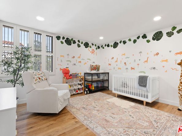 14521 Benefit Street 307, Sherman Oaks CA 91403