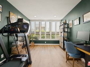 14521 Benefit Street 307, Sherman Oaks CA 91403