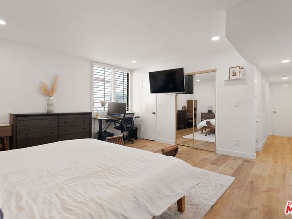 14521 Benefit Street 307, Sherman Oaks CA 91403