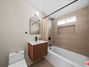 20308 Mobile Street, Winnetka CA 91306