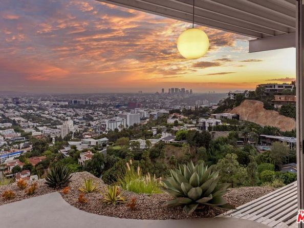 1635 Woods Drive, Los Angeles CA 90069