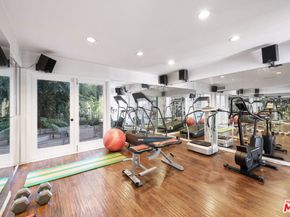 3245 Provon Lane, Los Angeles CA 90034