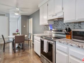 3867 Thorncroft Lane B, Inglewood CA 90305