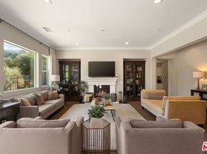 4964 Hydepark Drive, Agoura Hills CA 91301